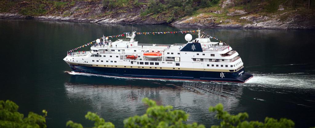 Cheap MS Spitsbergen Cruises - HX Hurtigruten Expeditions MS Spitsbergen on CruiseCheap.com