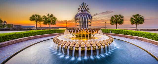 Waterfront Park and Pineapple Fountain in Charleston