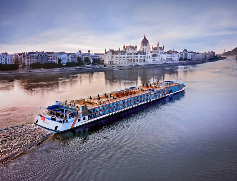 AmaMagna on the Danube